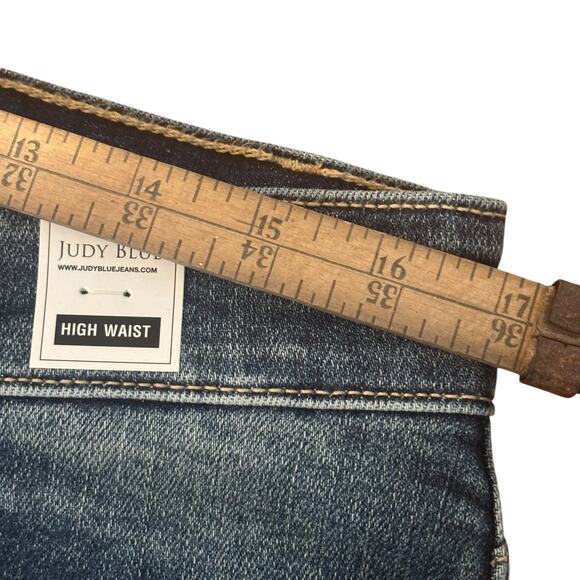 Judy Blue Boyfriend Jeans Women's 16W High Rise Relaxed Fit Ripped Stretch Denim - Picture 9 of 15